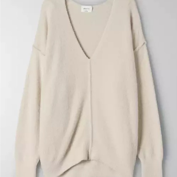 Aritzia Wilfred Merian Hush Knit V-Neck Sweater In Cream S Classic Neutral - Picture 2 of 7